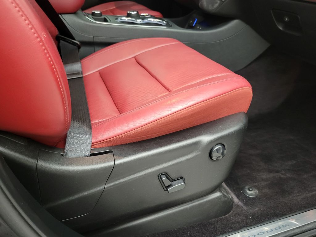 Thumbnail: 2017 Dodge Durango - 14