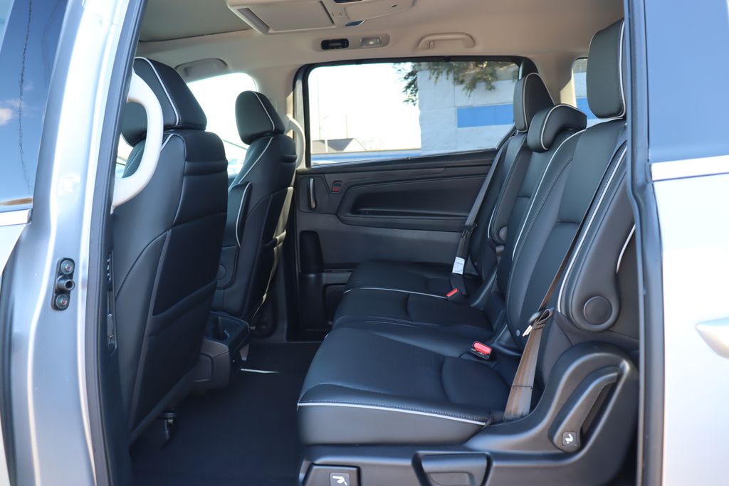 Thumbnail: 2026 Honda Odyssey - 11