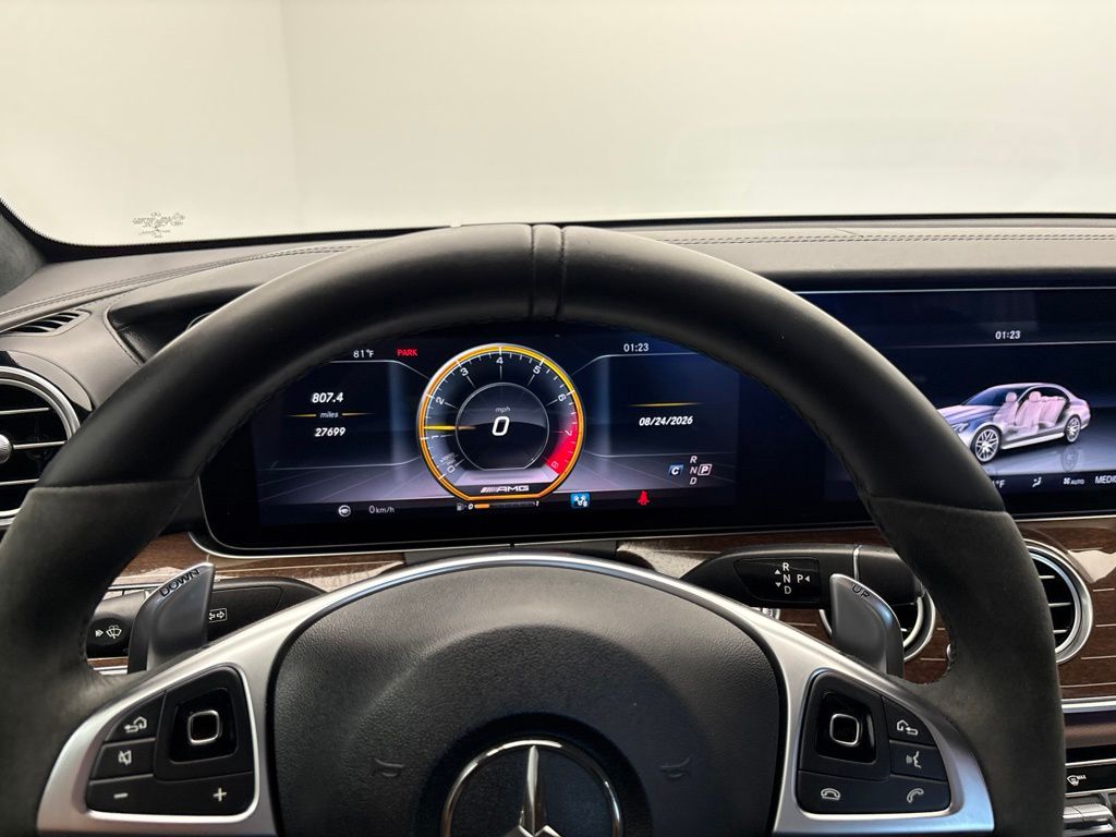 Thumbnail: 2018 Mercedes-Benz E-Class - 28