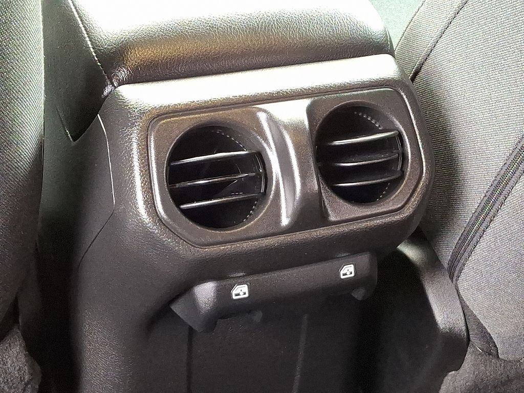 Thumbnail: 2024 Jeep Wrangler - 11