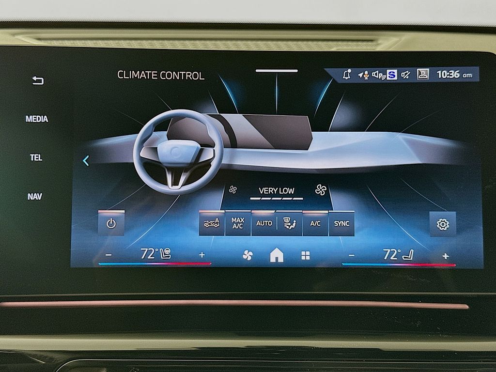 Thumbnail: 2026 BMW X1 - 14