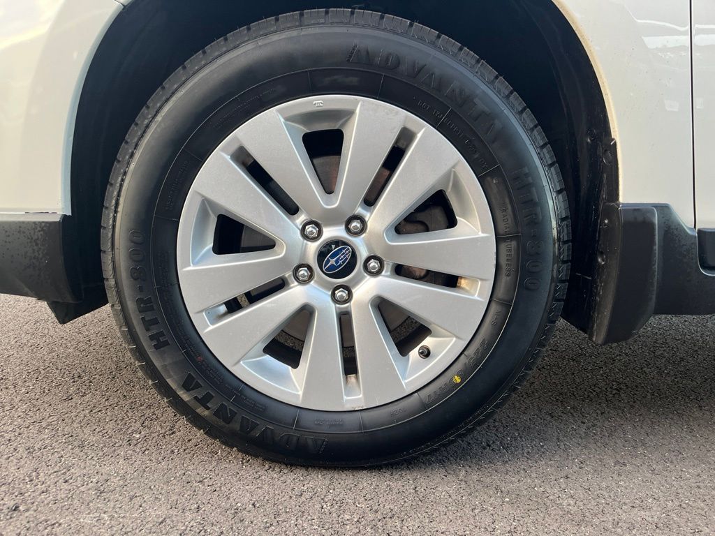 Thumbnail: 2016 Subaru Outback - 12