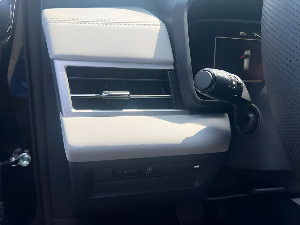 New 2026 Mitsubishi Outlander SUV