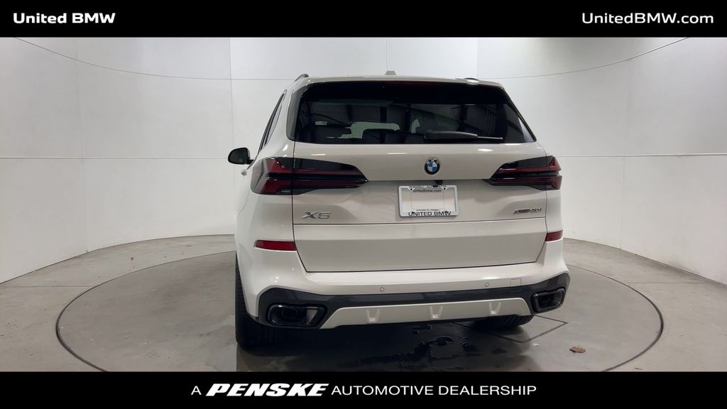 Thumbnail: 2026 BMW X5 - 7
