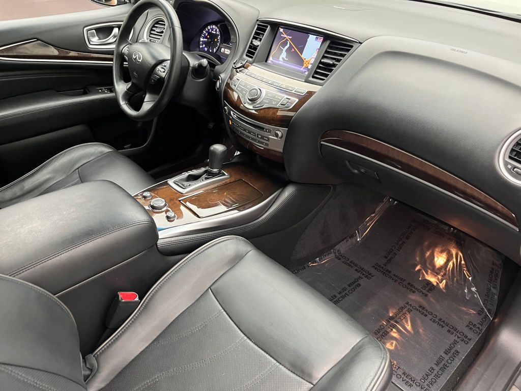 Thumbnail: 2013 INFINITI JX35 - 32