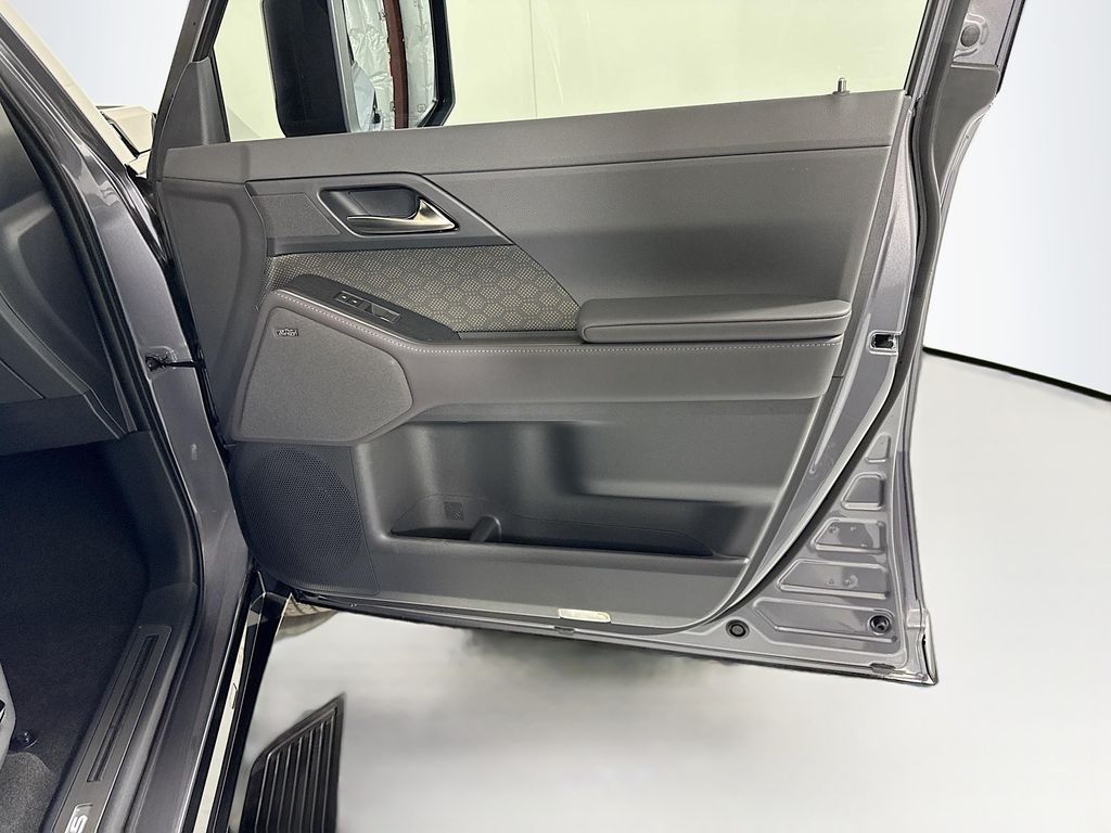 Thumbnail: 2026 Lexus GX - 26
