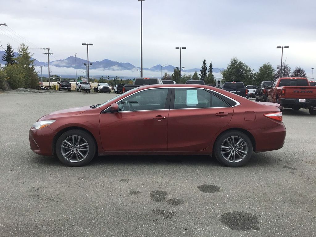 2017 Toyota Camry SE
