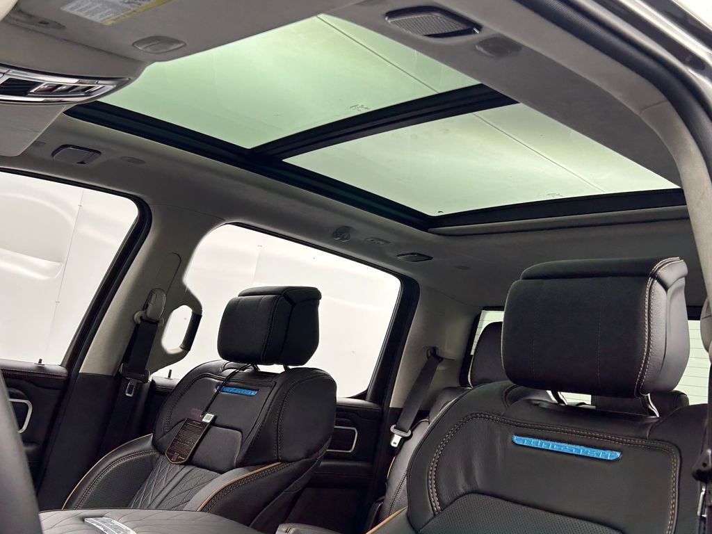 New 2026 Granite Crystal Metallic Clearcoat Ram Tungsten image 12