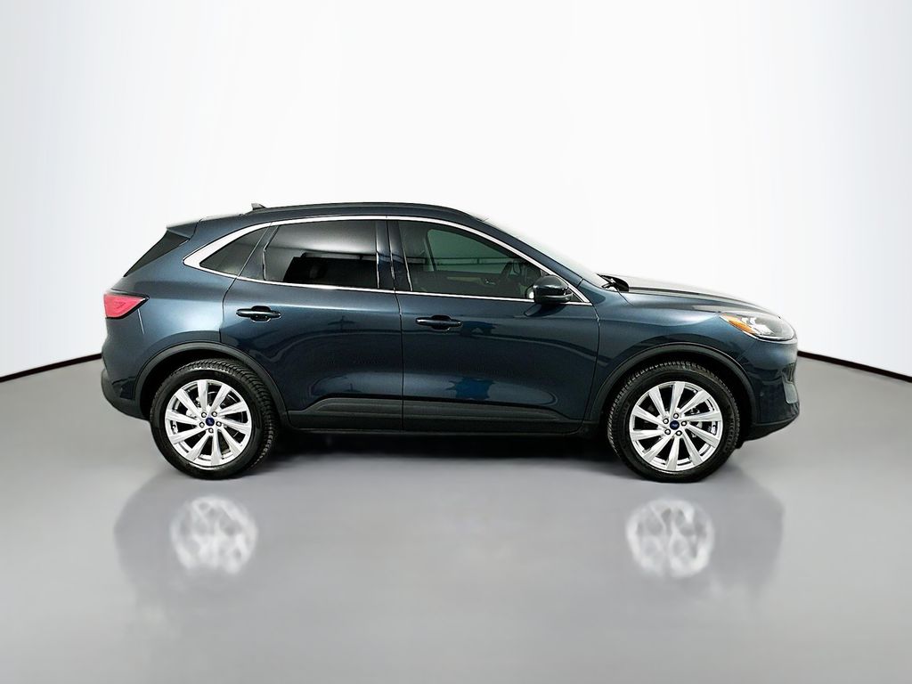 Thumbnail: 2022 Ford Escape - 4