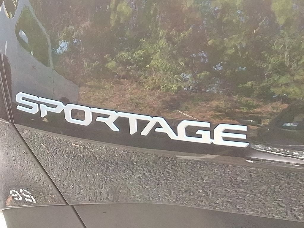 Thumbnail: 2023 Kia Sportage - 31