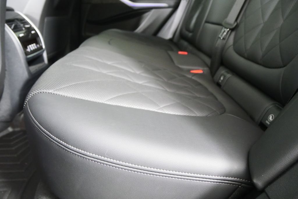 Thumbnail: 2023 BMW X5 - 15