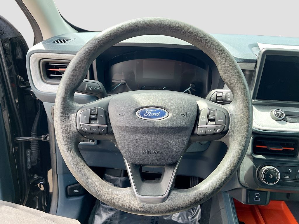 Used 2024 Black Ford XLT image 11