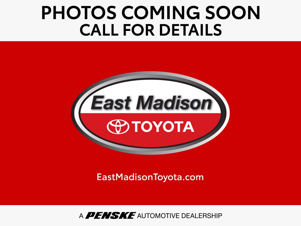 2010 Toyota Camry LE -
                Madison, WI