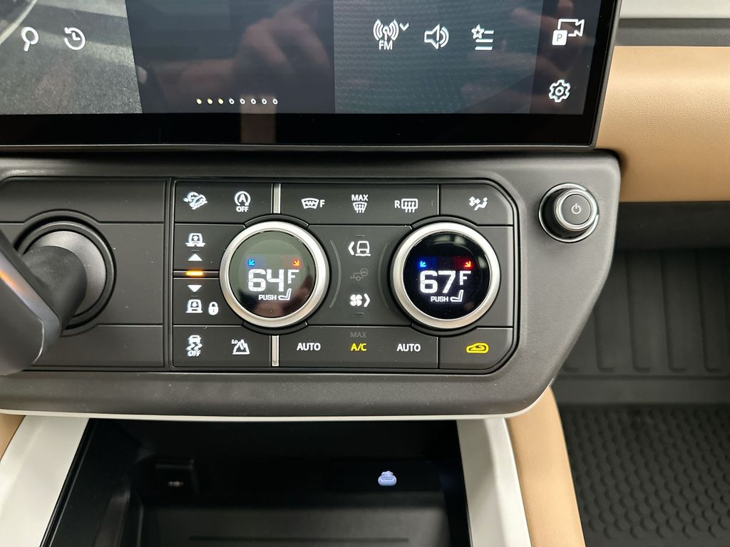 Thumbnail: 2026 Land Rover Defender - 13