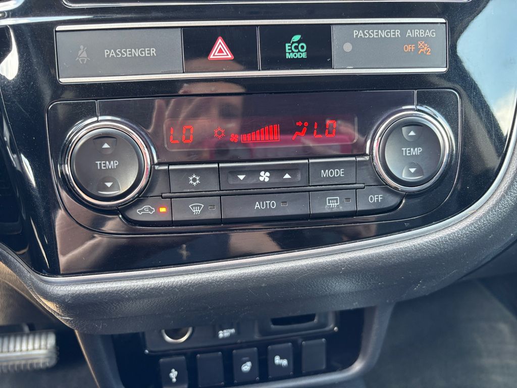 2019 Mitsubishi Outlander GT Black at Auto Express Mitsubishi