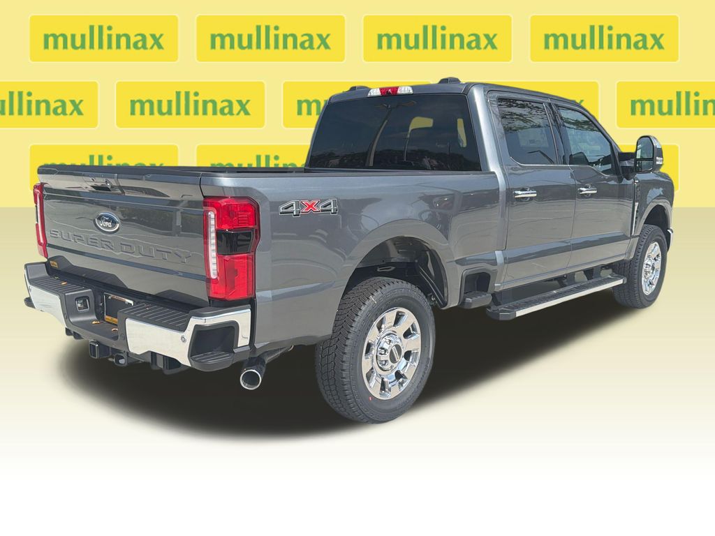 New 2026 Gray Ford Lariat image 4