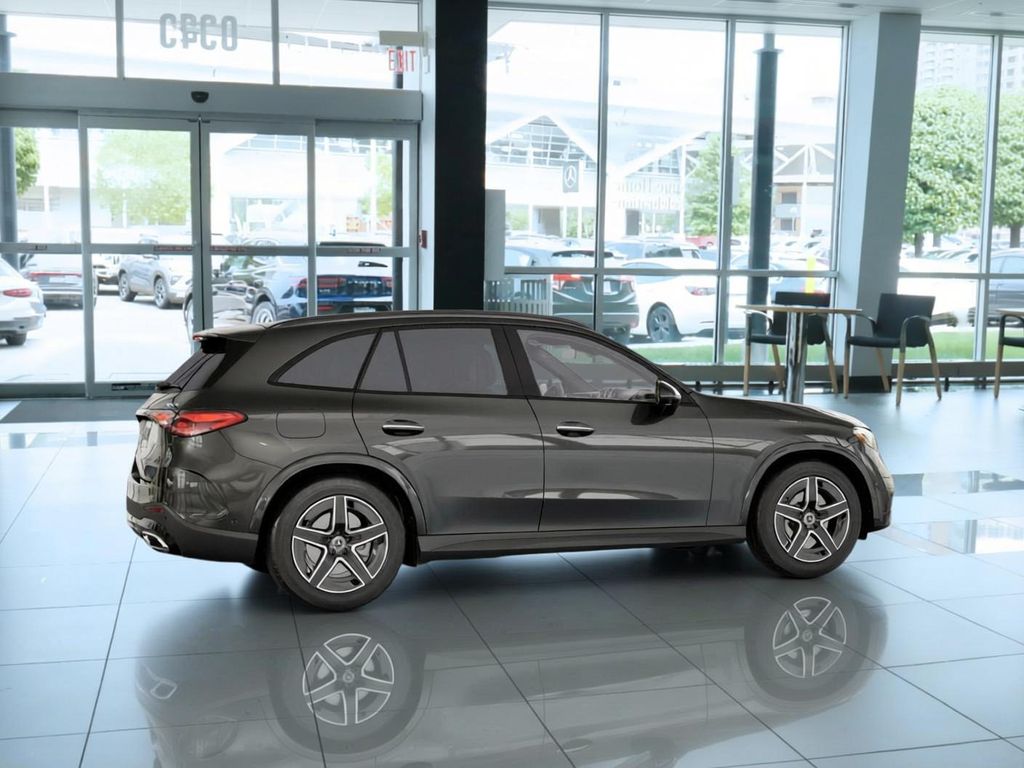 Thumbnail: 2026 Mercedes-Benz GLC - 17