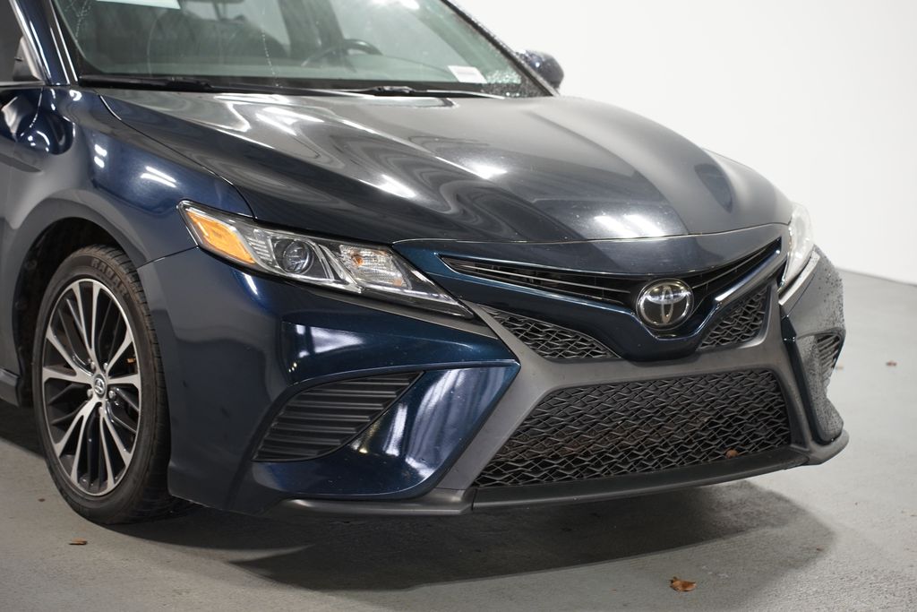 Thumbnail: 2020 Toyota Camry - 4