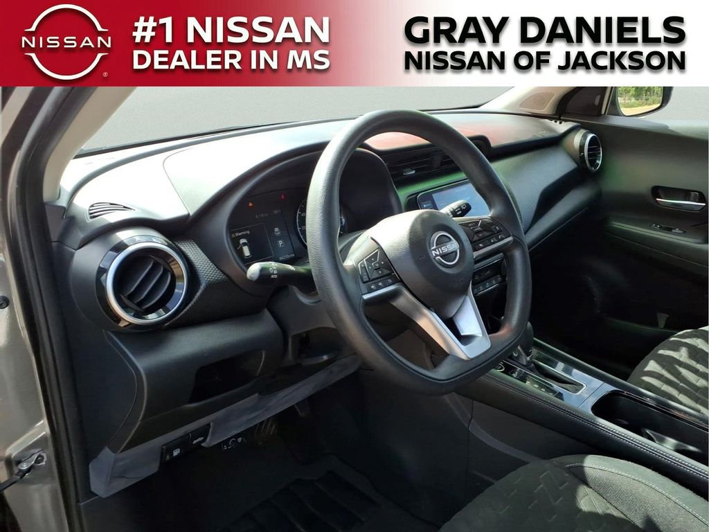 Used 2022 Nissan Kicks SUV