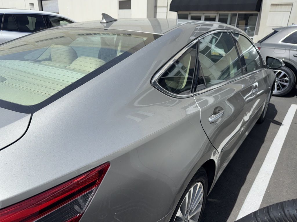 Thumbnail: 2014 Toyota Avalon - 3