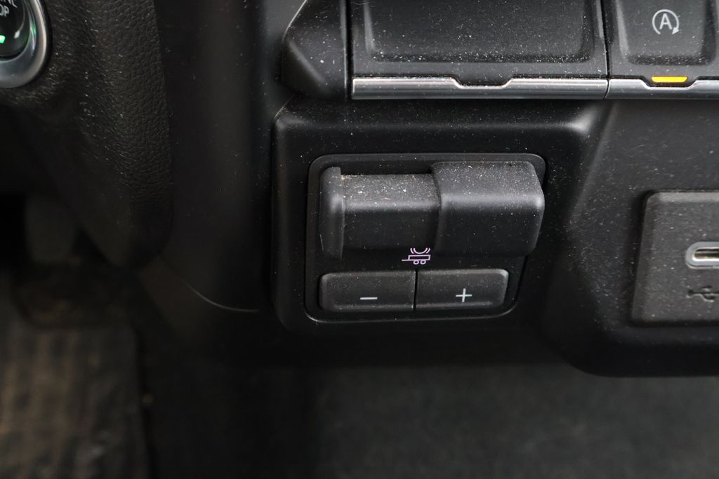 Thumbnail: 2019 Chevrolet Silverado 1500 - 30