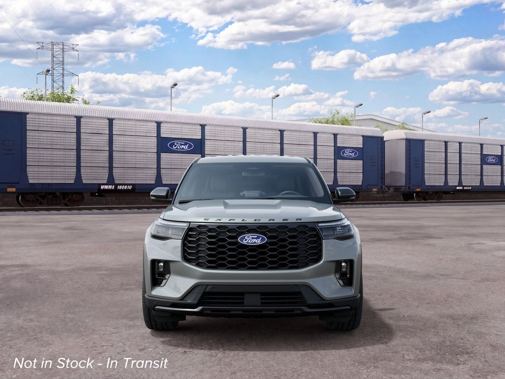 New 2027 Avalanche Gray Ford ST-Line image 3