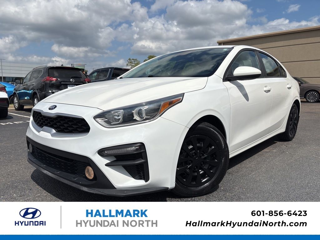 Clear White 2020 Kia Forte FE FWD Sedan Front-Wheel Drive Continuously Variable Transmission