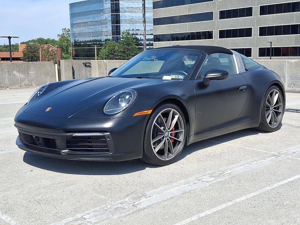 Thumbnail: 2022 Porsche 911 - 1