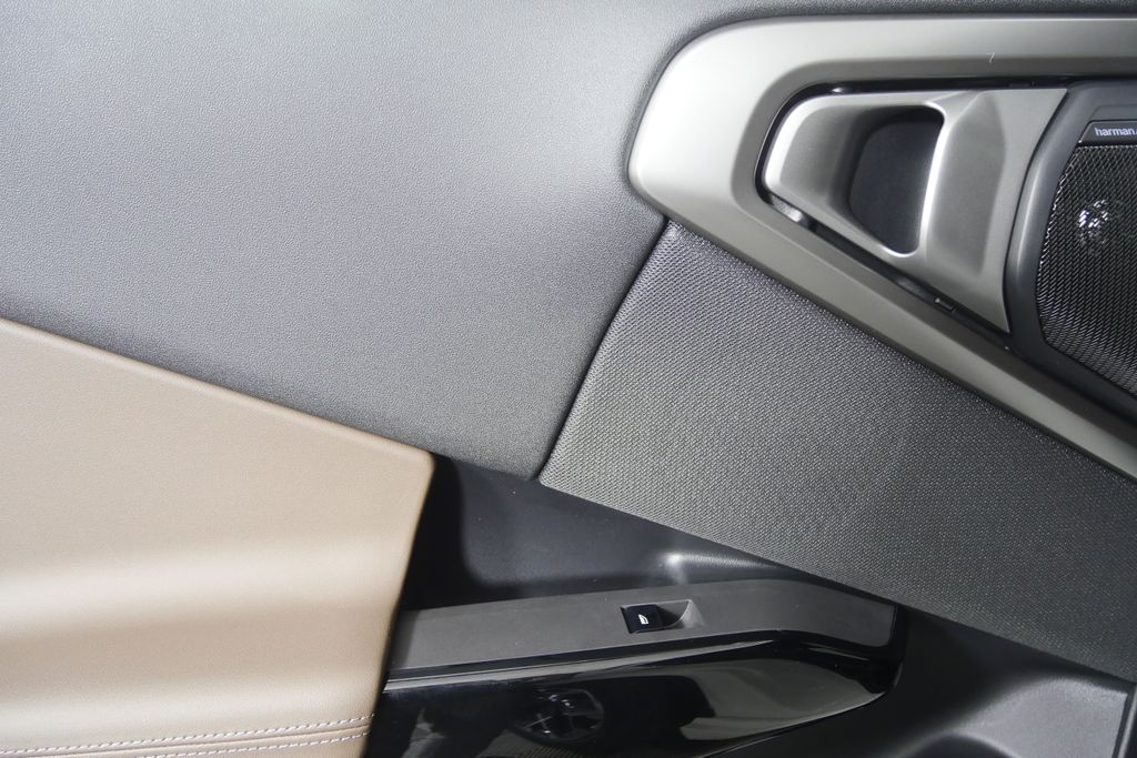 Thumbnail: 2026 BMW X3 - 13