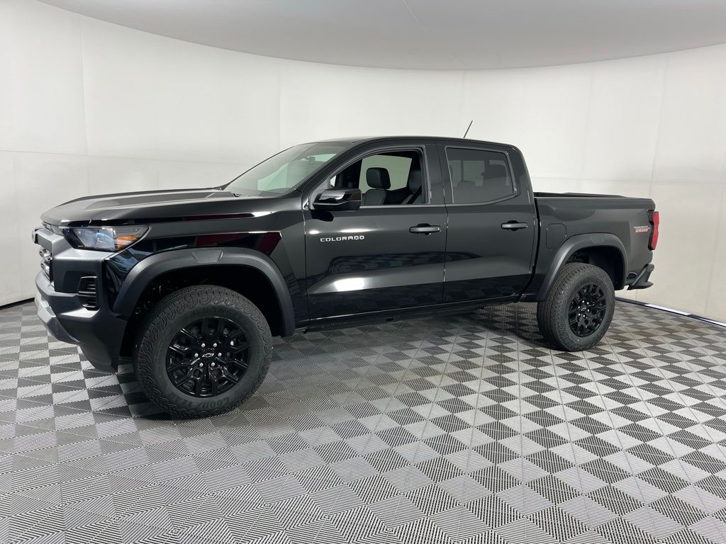 Thumbnail: 2026 Chevrolet Colorado - 2