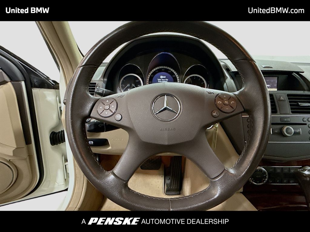 Thumbnail: 2011 Mercedes-Benz C-Class - 6
