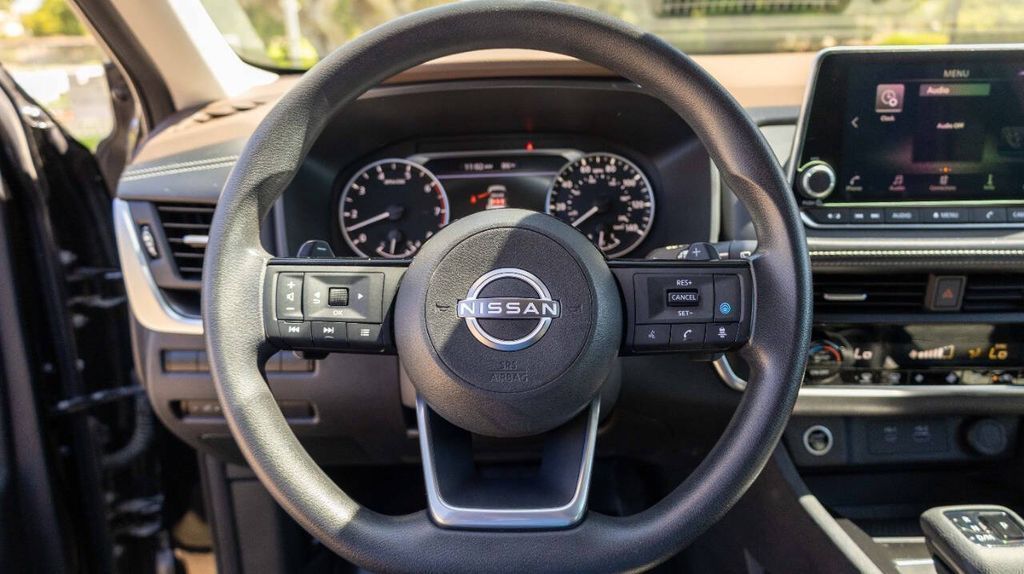 Used 2023 Nissan Rogue SV 4D Sport Utility