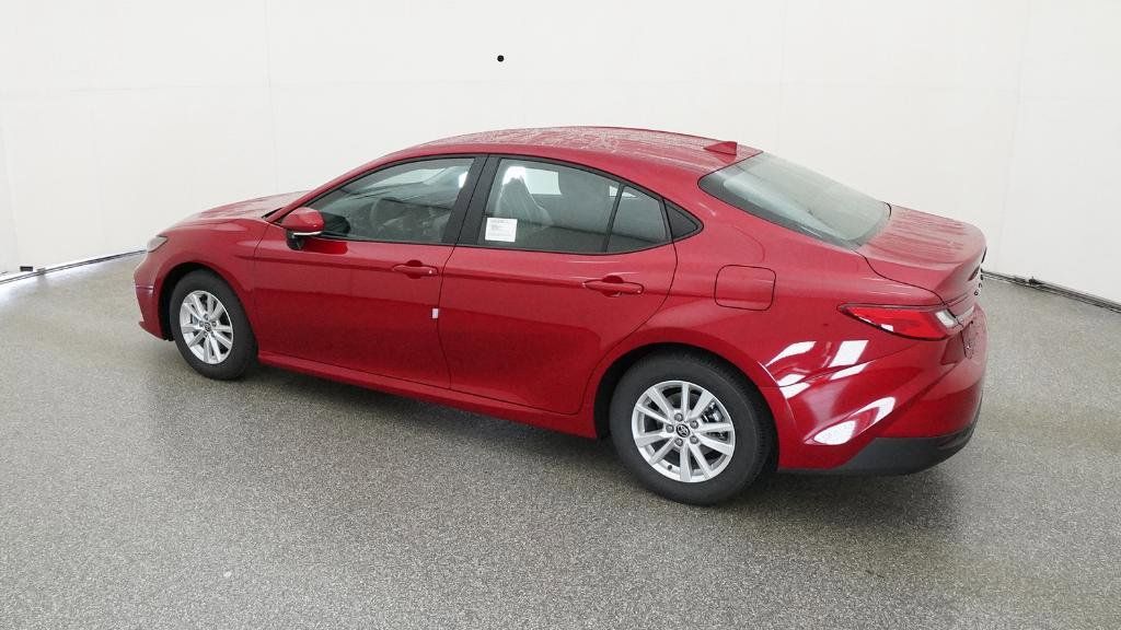 Thumbnail: 2025 Toyota Camry - 15