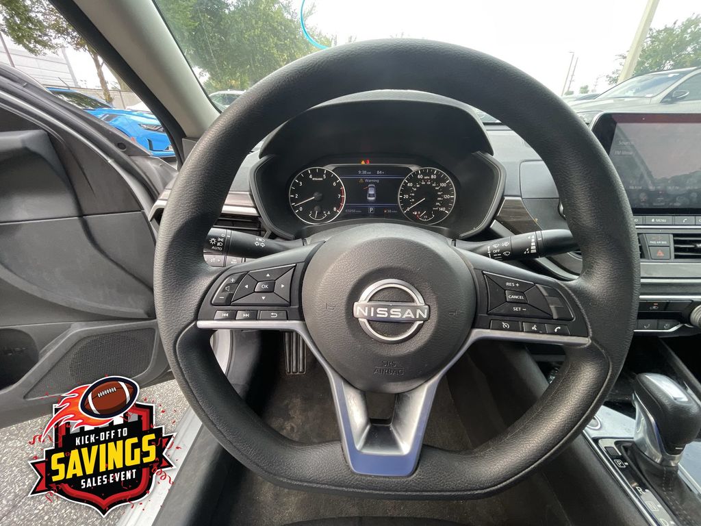 Used 2024 Nissan Altima Sedan