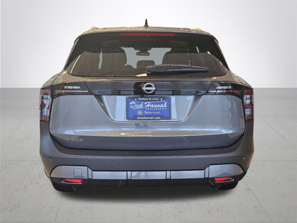 2026 Nissan Kicks SV