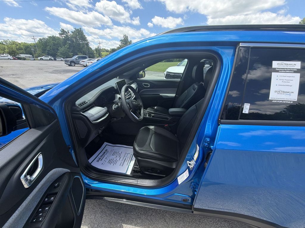 Certified Used 2023 Blue Jeep Latitude Lux image 11