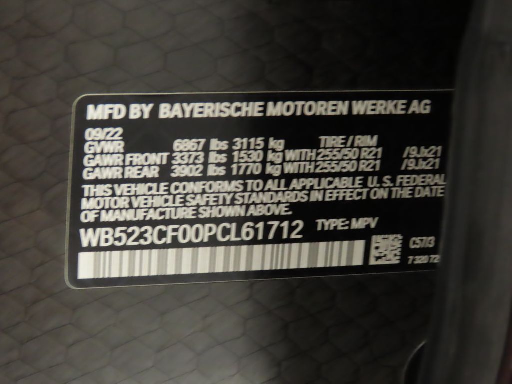 Thumbnail: 2023 BMW iX - 32