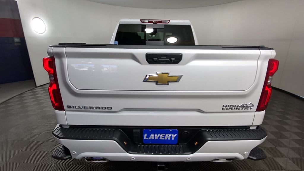 2024 Chevrolet Silverado 1500 High Country 7