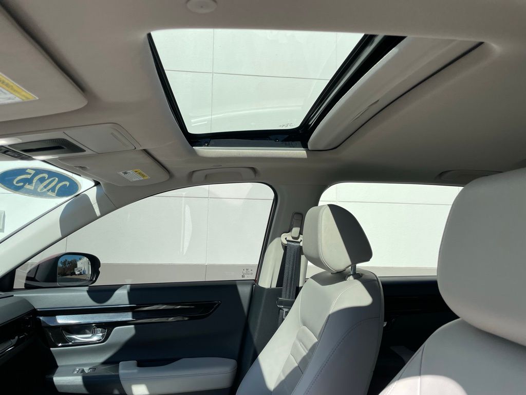 Thumbnail: 2025 Honda CR-V - 30