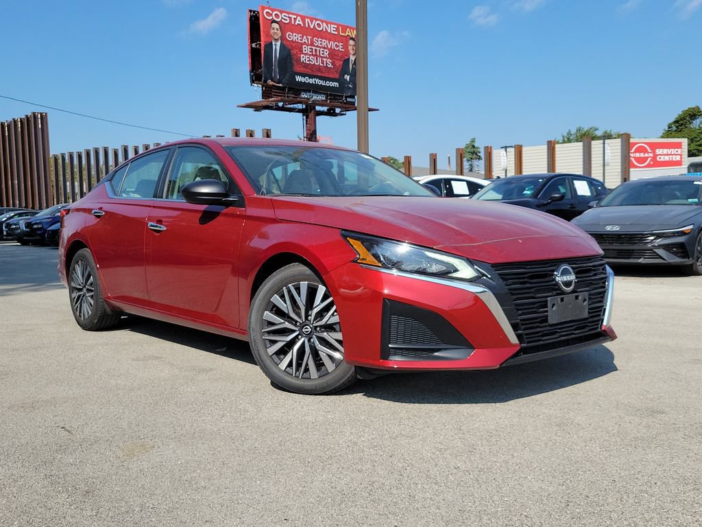 Red (Scarlet Ember) 2025 Nissan Altima Sedan Front-Wheel Drive Continuously Variable Transmission