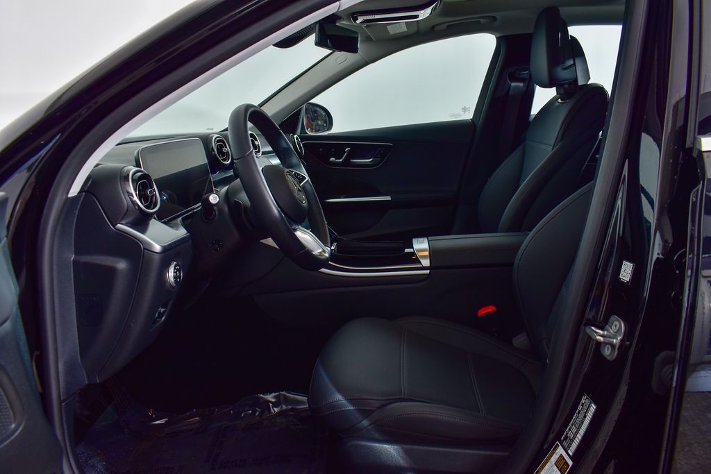 Thumbnail: 2025 Mercedes-Benz C-Class - 12