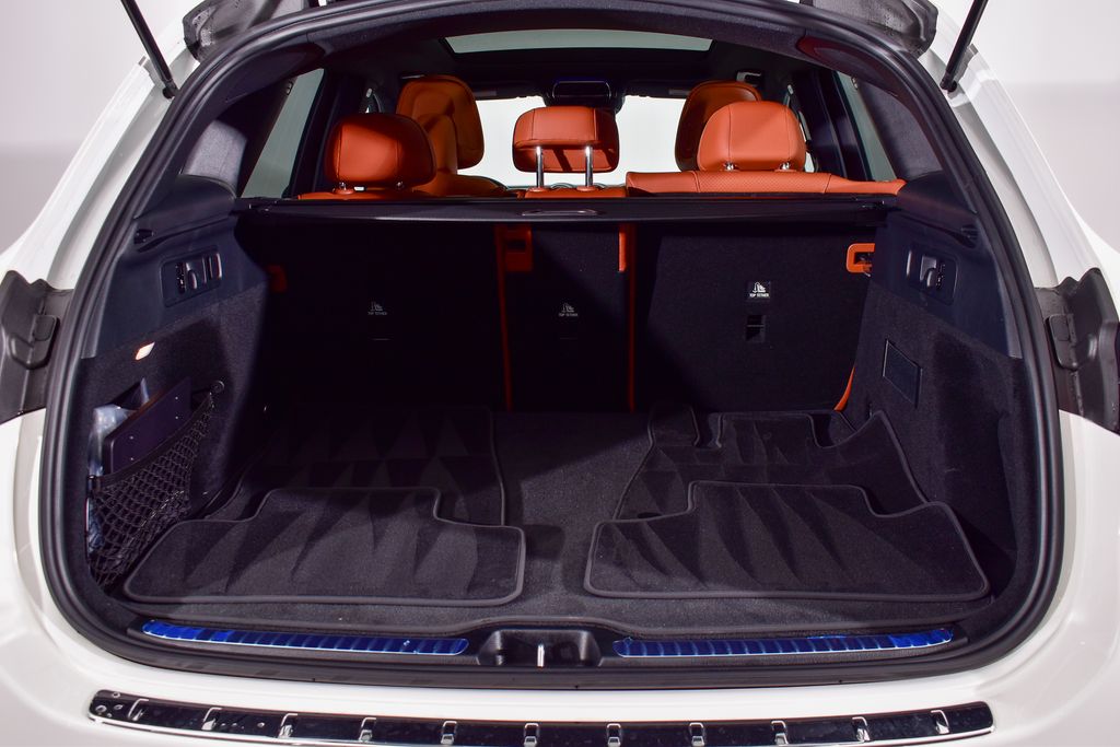 Thumbnail: 2026 Mercedes-Benz GLC - 24