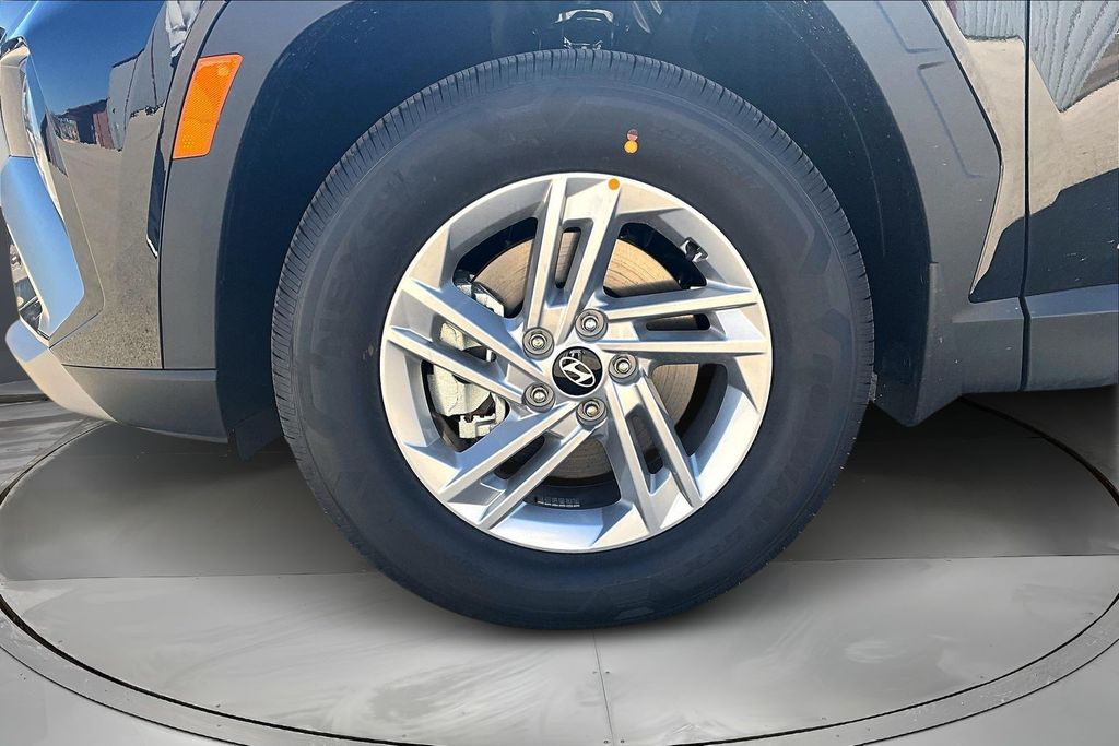 New 2026 Black Hyundai SE image 10