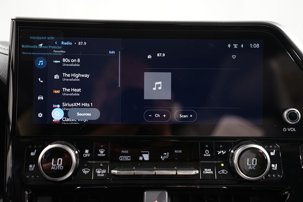 2025 Toyota Highlander Limited 18