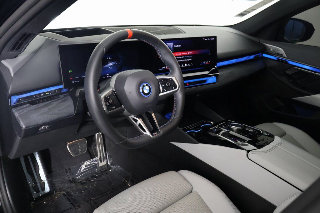 Thumbnail: 2024 BMW i5 - 7