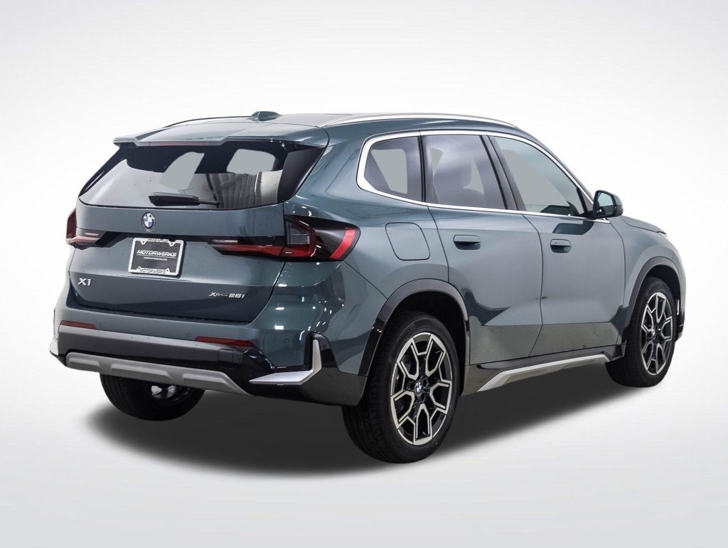 Thumbnail: 2026 BMW X1 - 5
