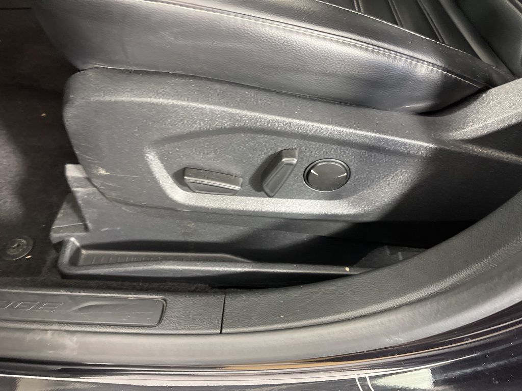 Thumbnail: 2024 Ford Edge - 24