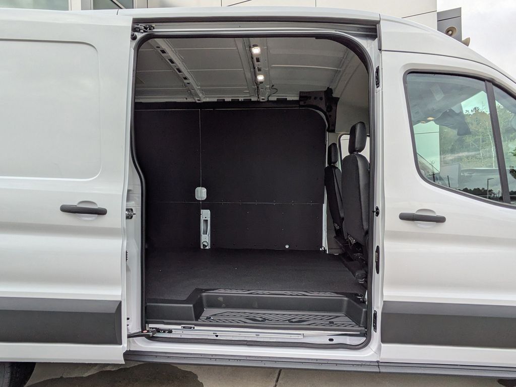 2025 Ford Transit-250 Cargo Van 