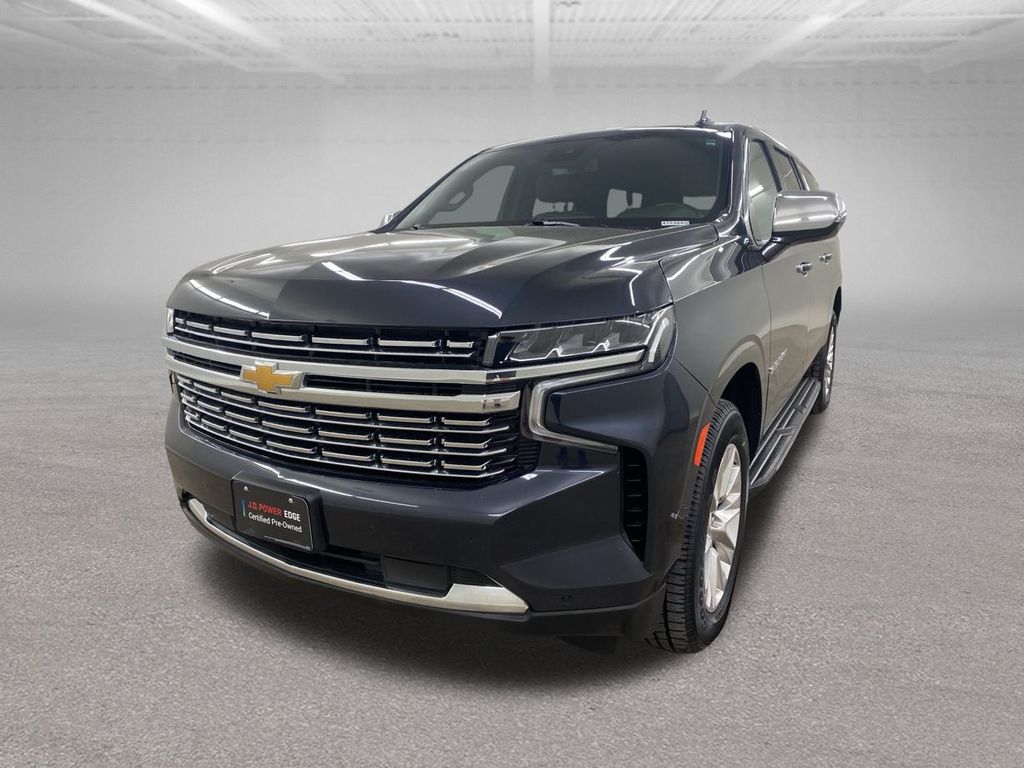 2023 Chevrolet Suburban Premier photo