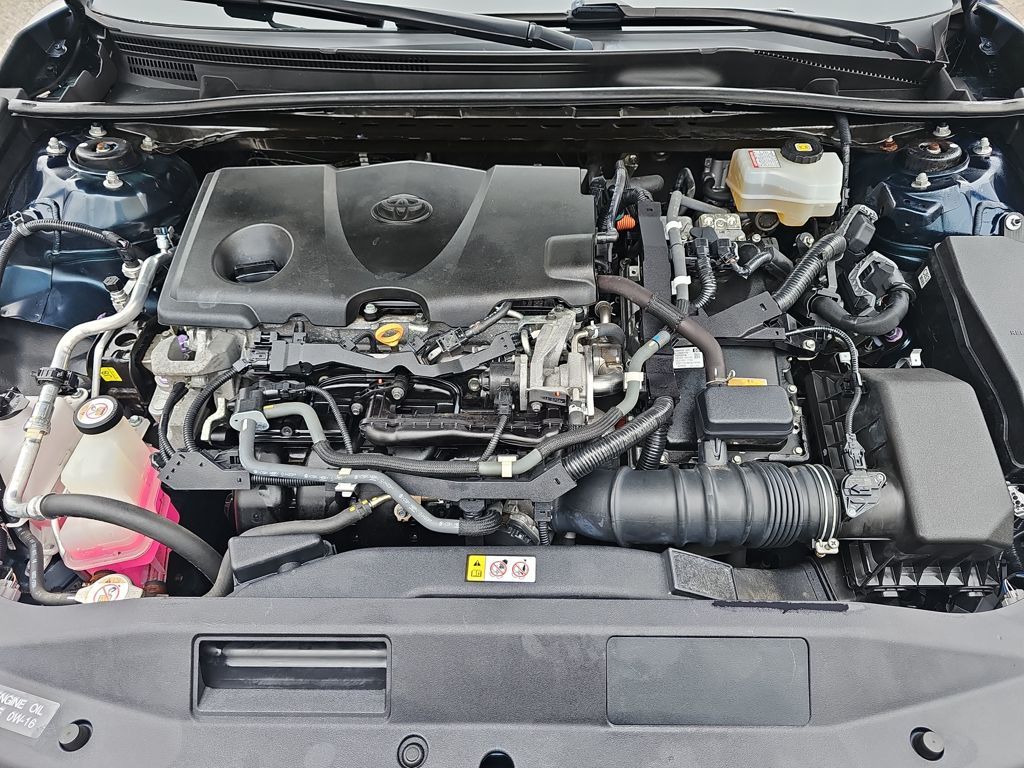 2019 Toyota Camry Hybrid LE